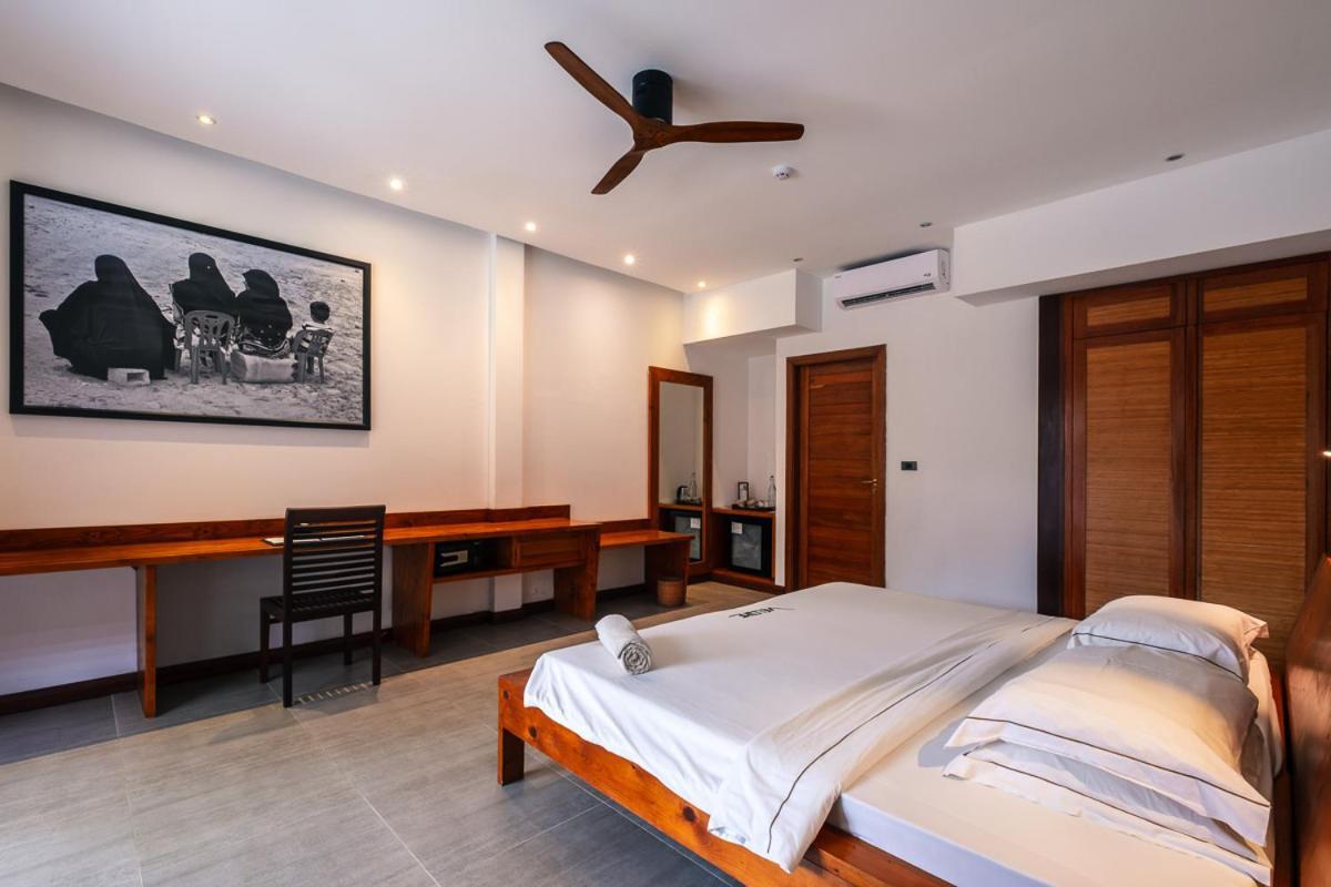 The Barefoot Eco Hotel Hanimaadhoo Island Exterior photo