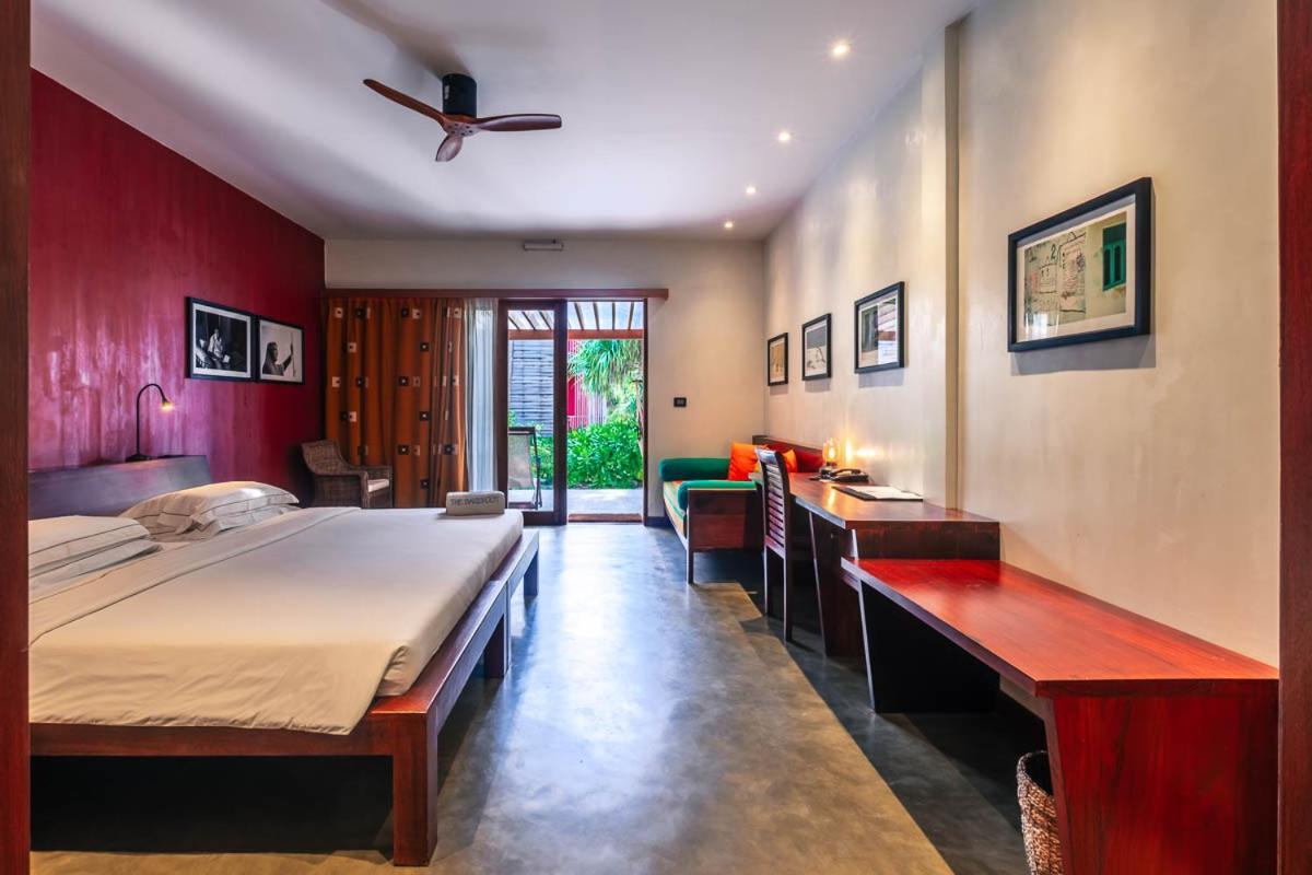 The Barefoot Eco Hotel Hanimaadhoo Island Exterior photo